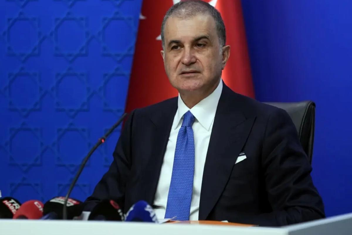AK Parti Sözcüsü Çelik: Özgür Özel’e yapılan alçakça saldırıyı kendimize, demokrasiye yapılmış sayıyor ve lanetliyoruz.