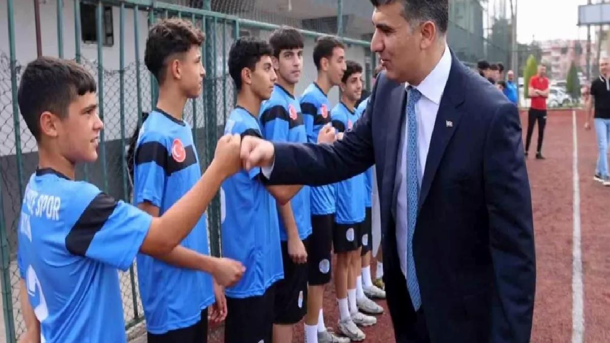 Akdeniz Belediyespor U-15 Takımı Türkiye Şampiyonası İçin Karaman’a Gidiyor