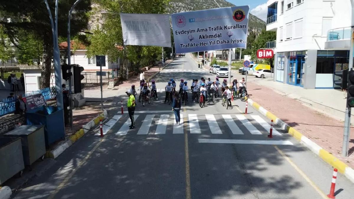 Akseki’de Trafik Haftası Etkinliği
