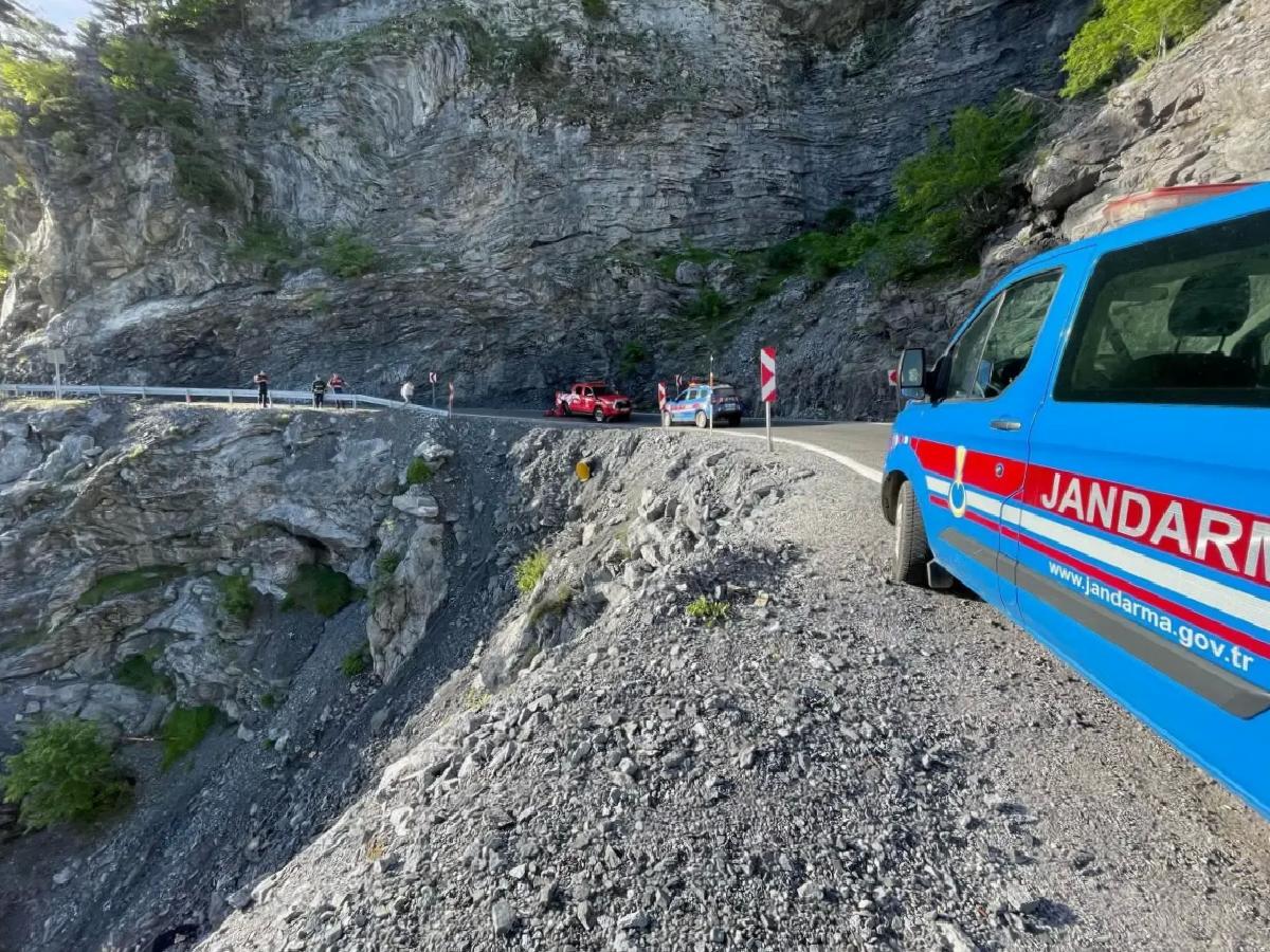 Alanya’da Uçurumdan Düşen Araçta Bir Genç Hayatını Kaybetti