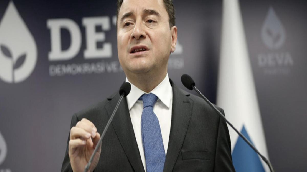 Ali Babacan’dan PKK’nın feshiyle ilgili açıklama: Sürecin başarısını görmezden geldi