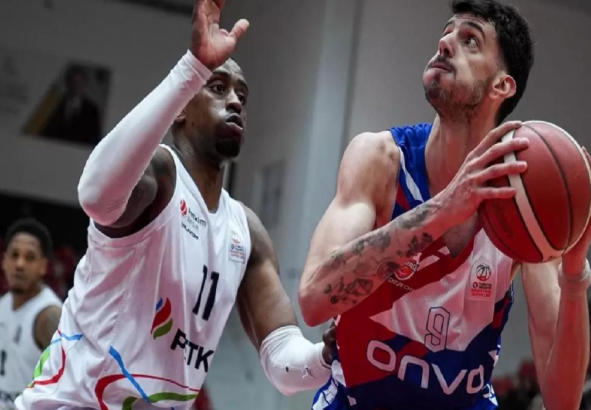 Aliağa Petkimspor Büyükçekmece’yi Geçti