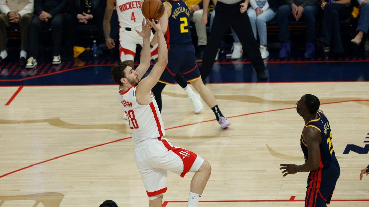 Alperen Şengün, Golden State karşısında double double yaptı