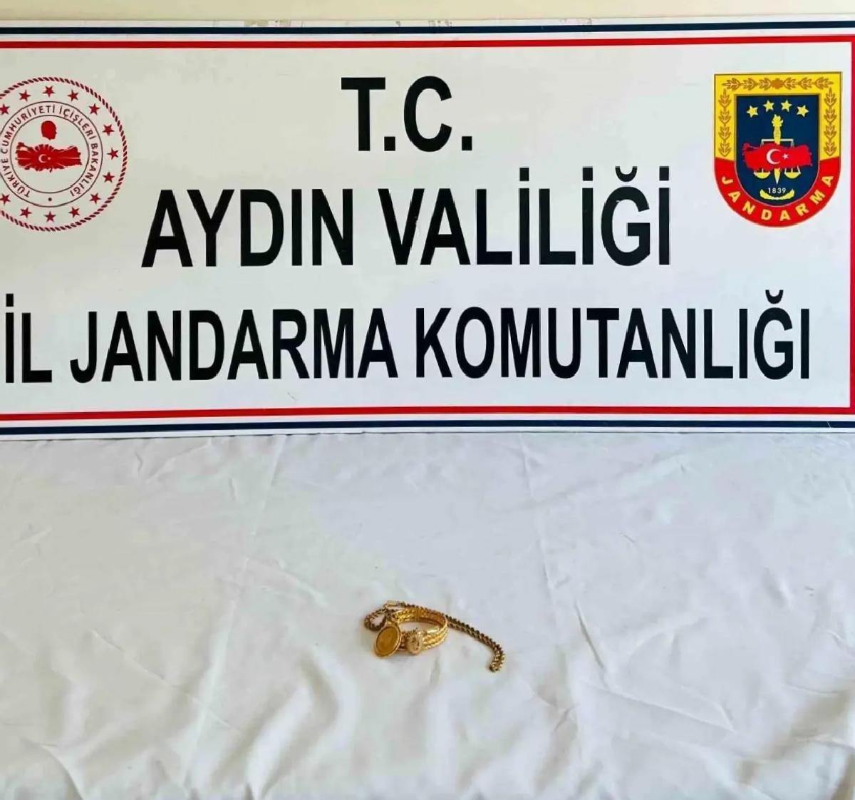 Altınlarıyla Kaçan Kadın Yakalandı