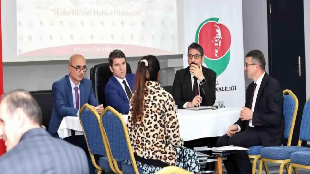 Amasya’da Roman çift resmi nikah yaptı