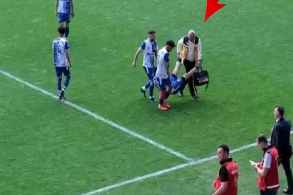 Amatör Lig’de ilginç anlar! Sakatlanan futbolcu sedye yerine elle taşındı