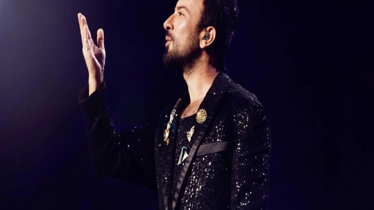 Anne acısıyla sarsılmıştı! Tarkan, turnesini neden bırakmak istemediğini açıkladı