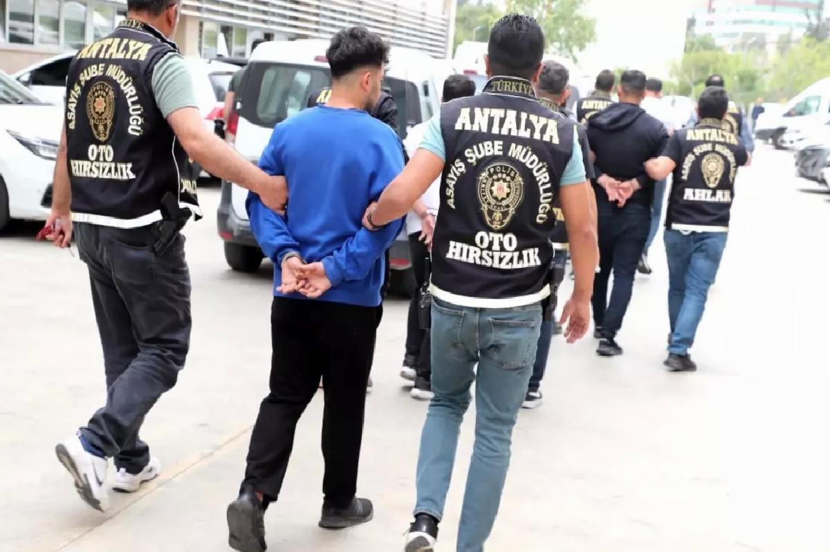 Antalya’da Asayiş Uygulamaları: 1 Haftada 213 Tutuklama