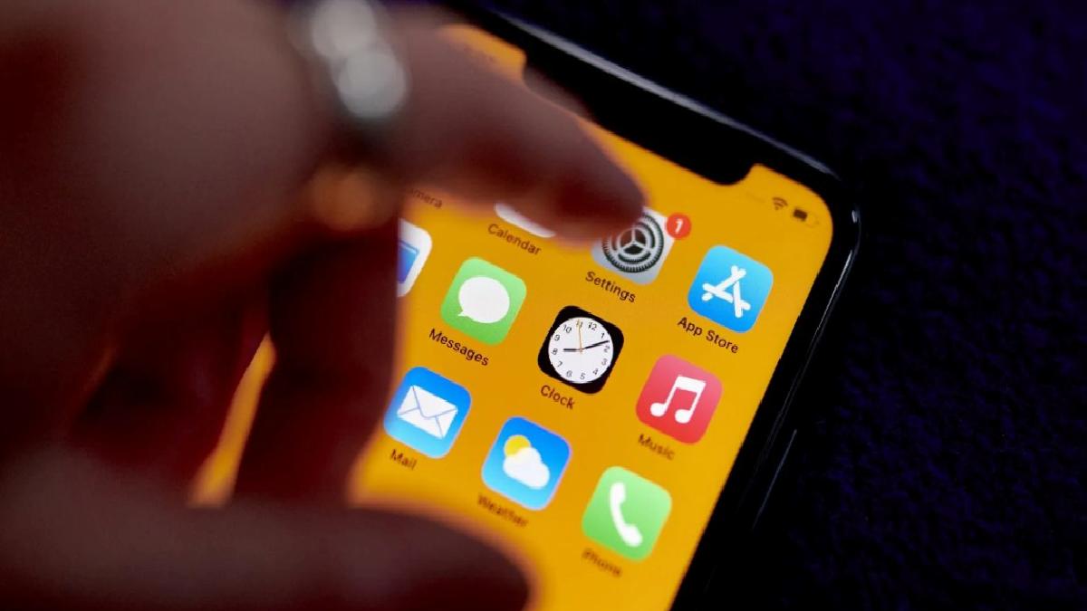 Apple’dan iPhone kullanıcılarına uyarı: İsrail casus yazılımı devrede