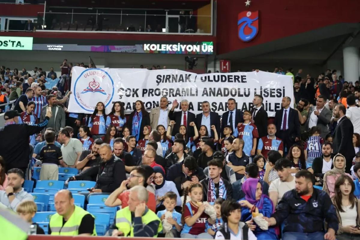 Arif Çetin’den Trabzonspor’a Kitap Hediye