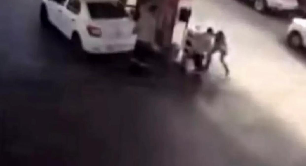 Arnavutköy’de Bıçaklı Saldırı