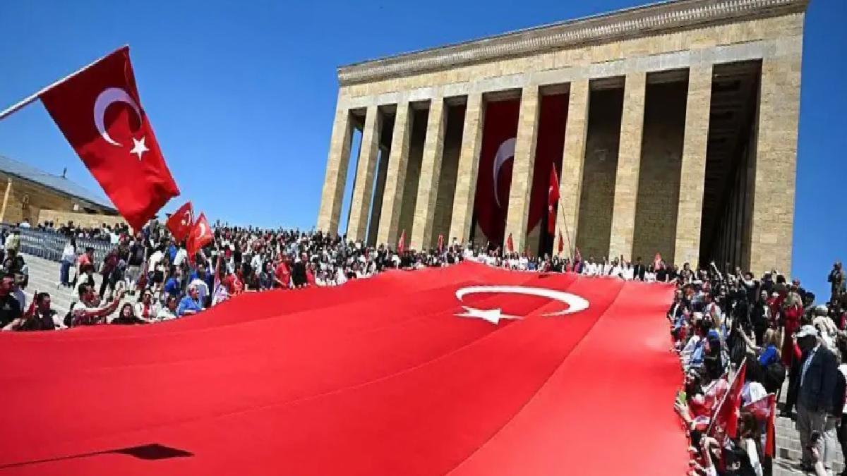 Atatürk’ü Anma Bayramı Coşkuyla Kutlandı