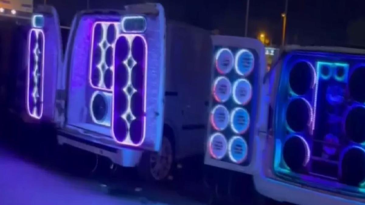 Avcılar’da Yüksek Sesle Müzik Dinleyen 18 Araç Trafikten Men Edildi