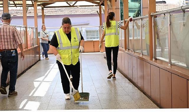 Aydın Büyükşehir Belediyesi’nin Çevre Bakım ve Temizlik Çalışmaları Devam Ediyor