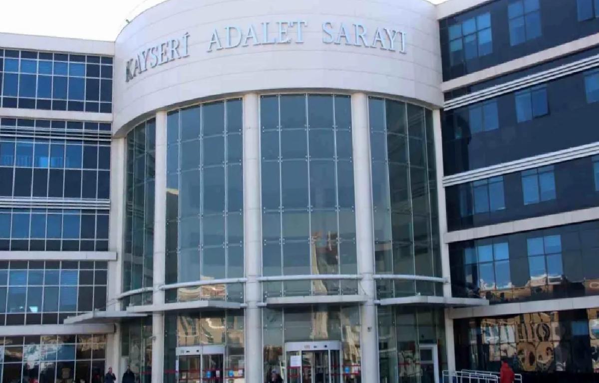 Ayrıldığı Eşine Saldıran Sanık Tekrar Mahkemede