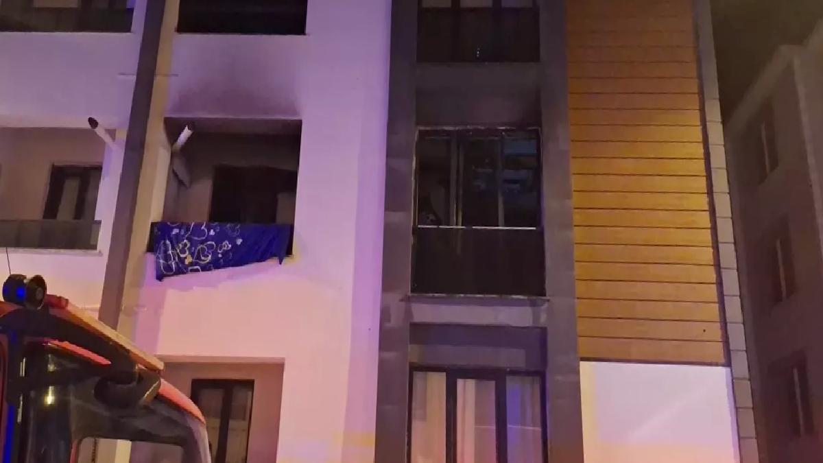 Bafra’da Apartman Yangını: 3 Kişi Dumandan Etkilendi