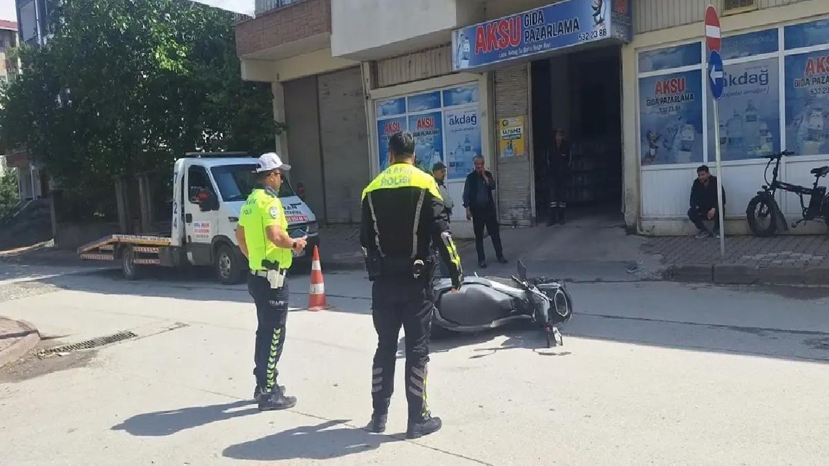 Bafra’da motosiklet-otomobil kazası: 1 yaralı