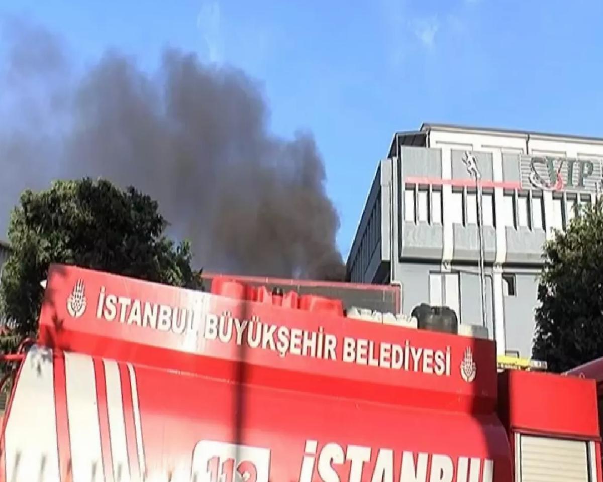 Bağcılar’da Forma Fabrikasında Yangın