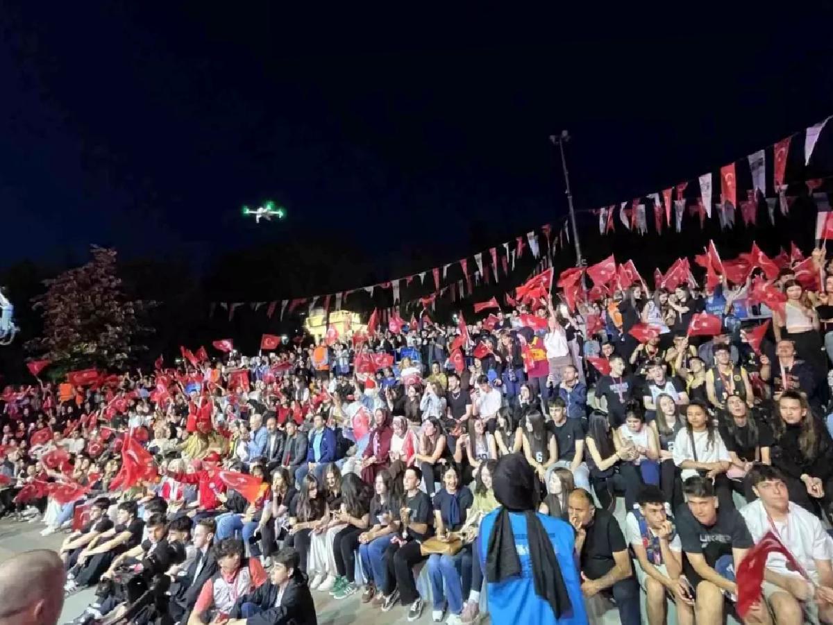 Bahçelievler’de 19 Mayıs Gençlik Konseri Düzenlendi