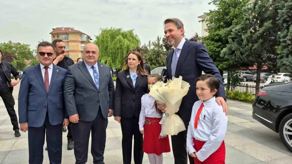 Bakan Bayraktar Bartın’da Ziyarette Bulundu