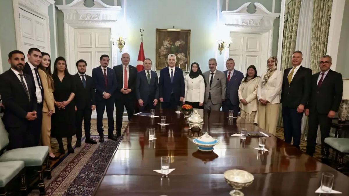 Bakan Bolat Londra’da MÜSİAD ile Görüştü