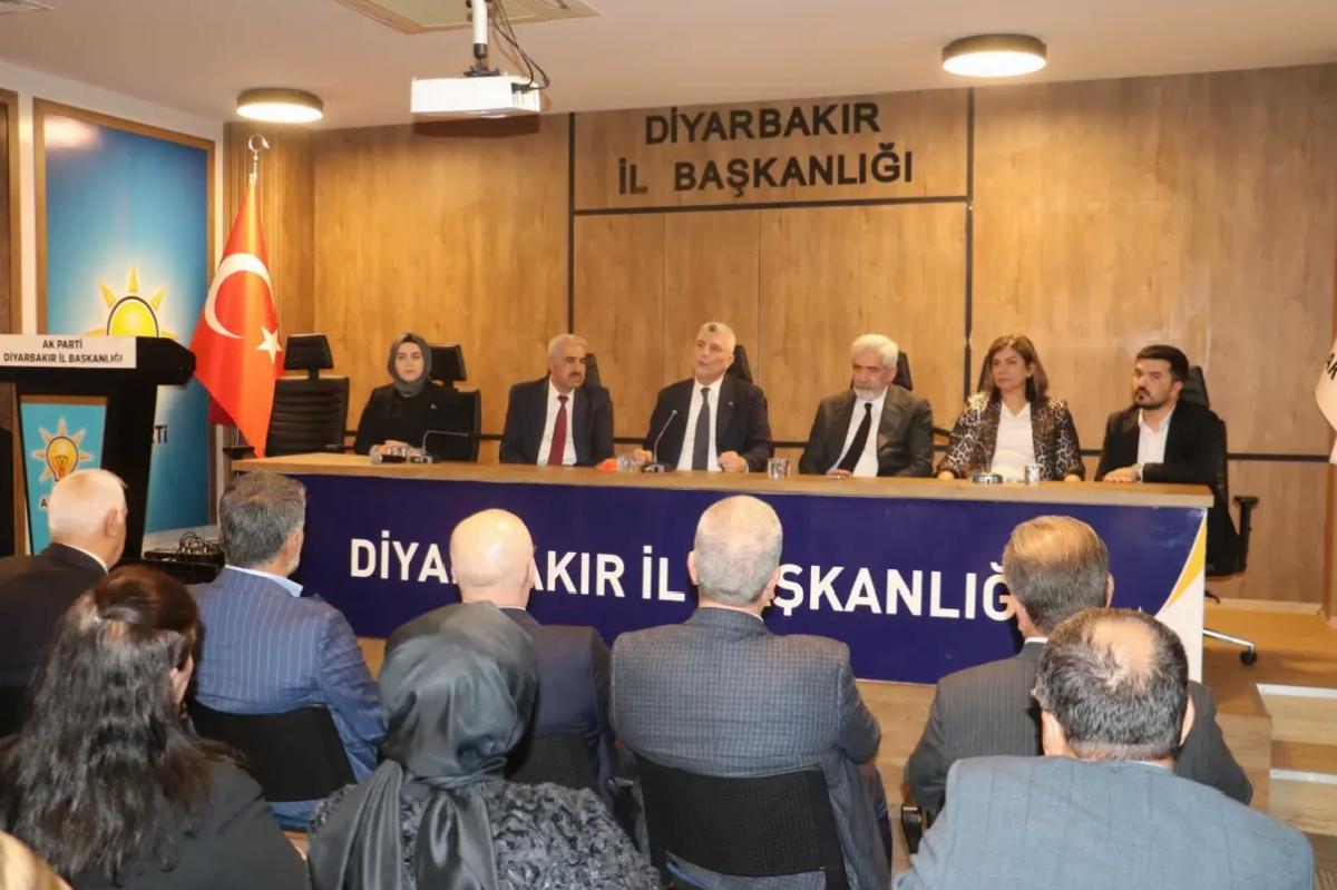 Bakan Bolat’tan Diyarbakır Ziyareti