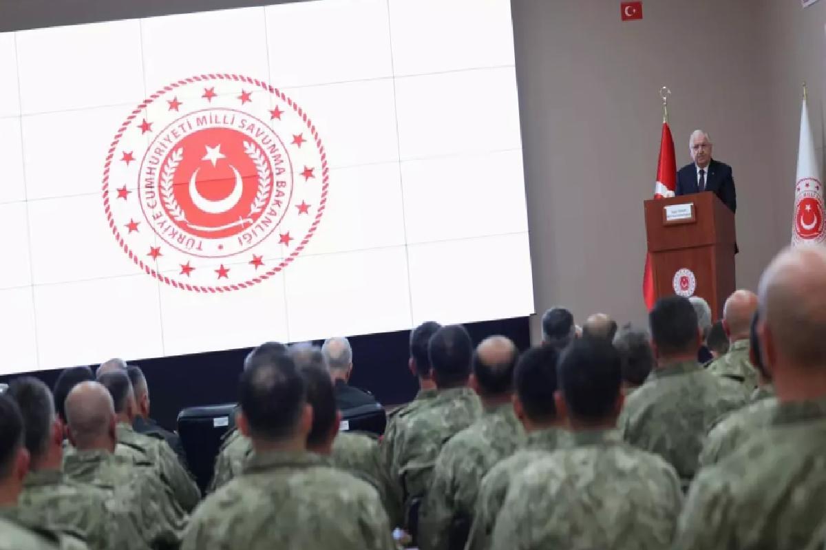 Bakan Güler, TEKNOFEST’e katılmak üzere KKTC’ye gitti (2)