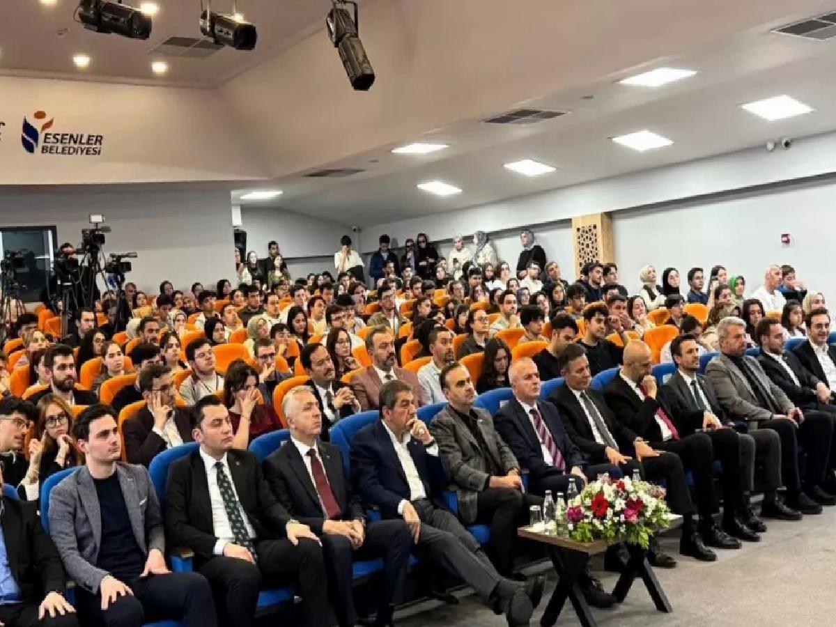 Bakan Kacır: “Savunma sanayisinde dünyada yüzde 68’lik bir pazar payıyla dünya birincisi olmayı başardık”