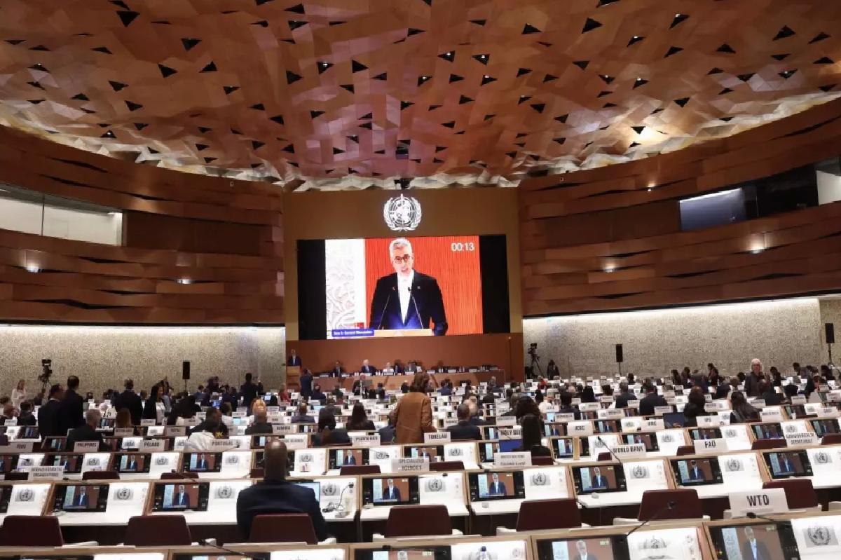 Bakan Memişoğlu Cenevre’de Sağlık Zirvesinde