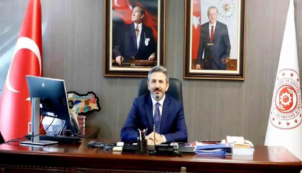 Bakan Yardımcısı Aydın: “Terör örgütünün kendini feshetme ve silah bırakma kararı alması, hayalini kurduğumuz bir Türkiye’nin kapılarının…