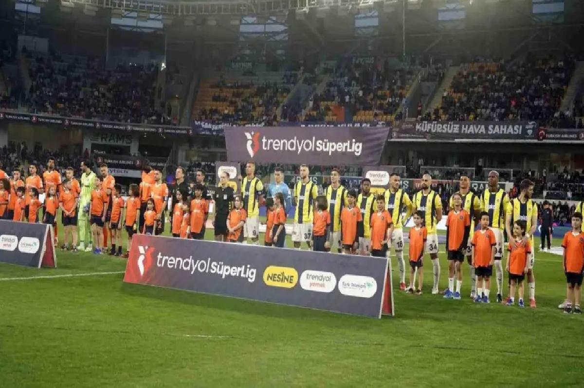 Başakşehir – Fenerbahçe Maçı Golsüz Başladı