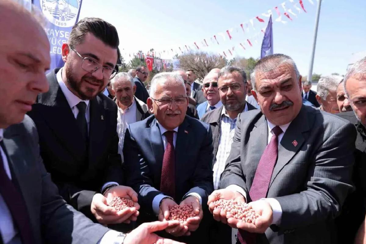 Başkan Büyükkılıç’tan Dünya Çiftçiler Günü’nde 1 milyar TL’lik güçlü mesaj
