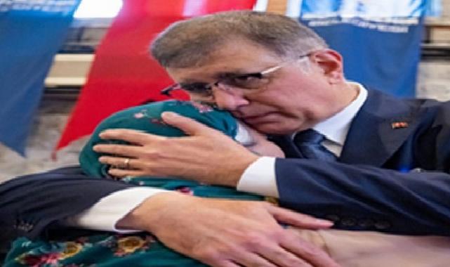 Başkan Tugay şehit anneleri ile bir araya geldi