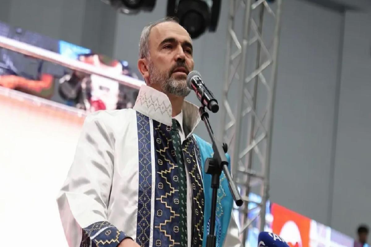 Bayburt Üniversitesi’nde Filistin’e Destek Mezuniyet Töreni