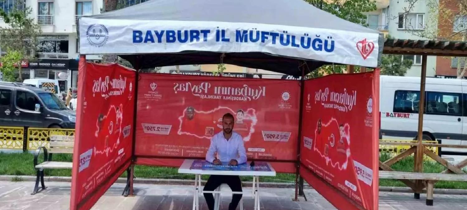 Bayburt’ta Kurban Bağış Standı Açıldı