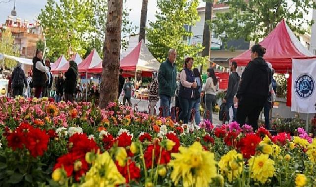 Bayındır 26. Uluslararası Çiçek Festivali’nin ilk Günü Dolu Dolu Geçti