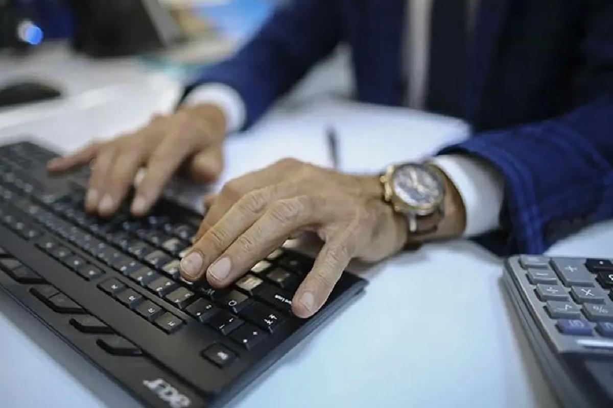Bazı memurluklar için yaş sınırı geliyor