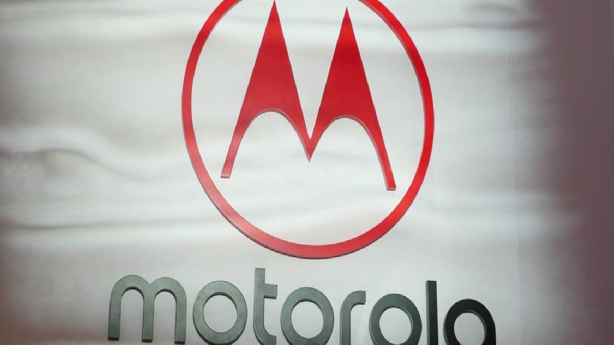 Bazı Motorola telefonlarında hızlı pil tüketimi ve aşırı ısınma sorunları yaşanıyor