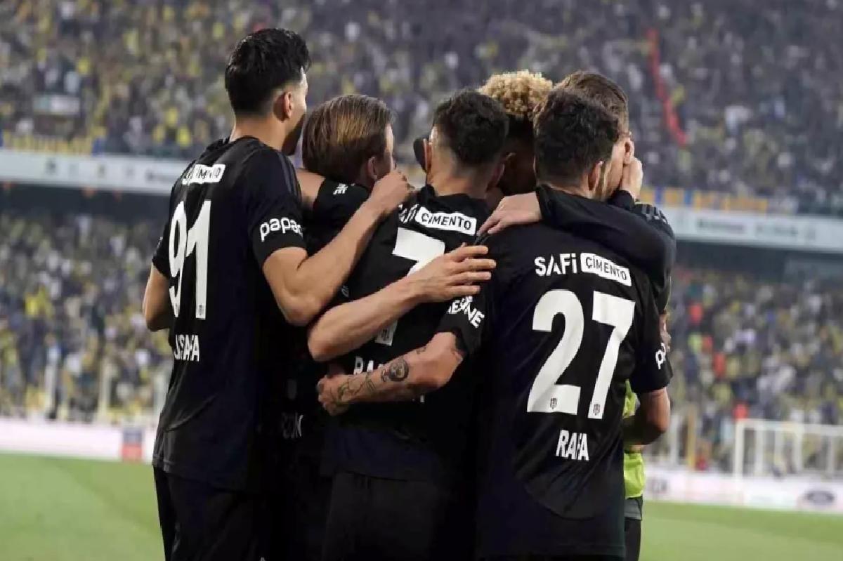 Beşiktaş Derbilerde Üstün Performans Gösterdi