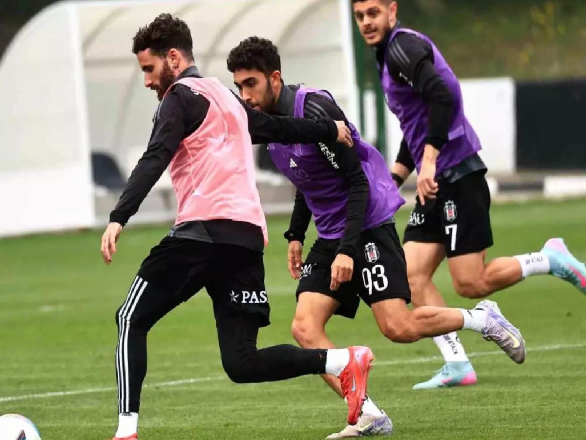 Beşiktaş, Fenerbahçe Derbisi İçin Hazırlanıyor