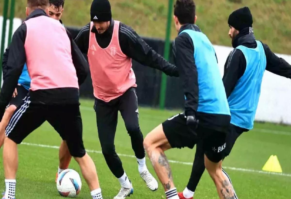 Beşiktaş Fenerbahçe Maçına Hazırlanıyor