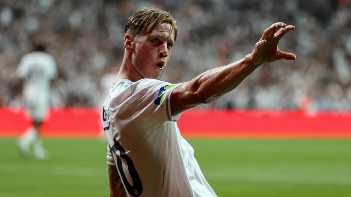 Beşiktaş’ta forvet bölgesi için adaylardan biri Wout Weghorst