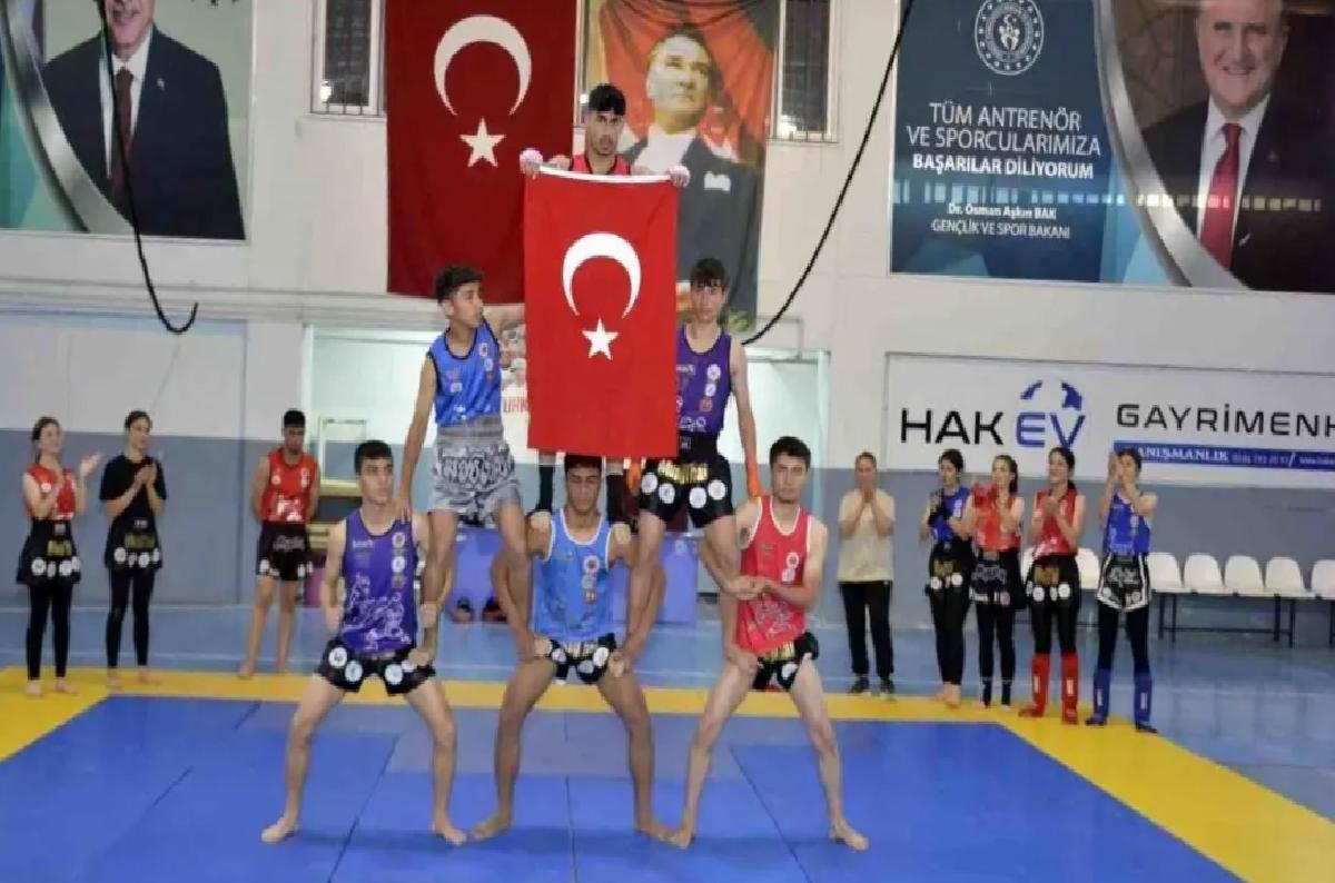 Besni’de 19 Mayıs Coşkusu