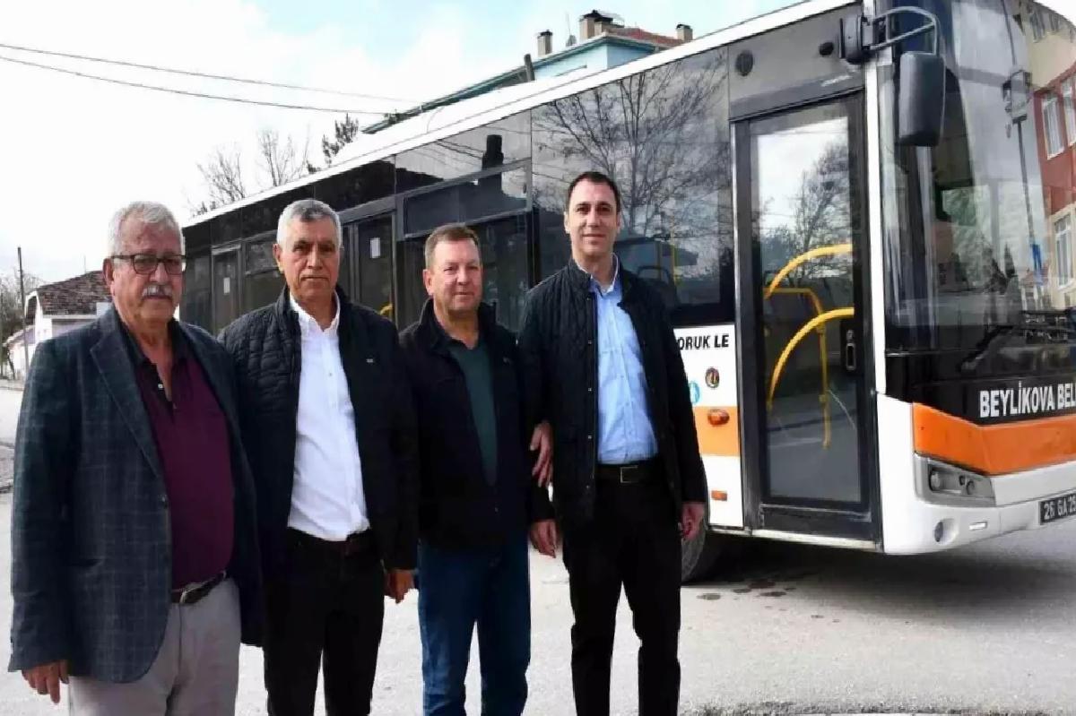 Beylikova’da Kırsal Mahallelere Ücretsiz Cuma Pazarı Servisi Başlatıldı
