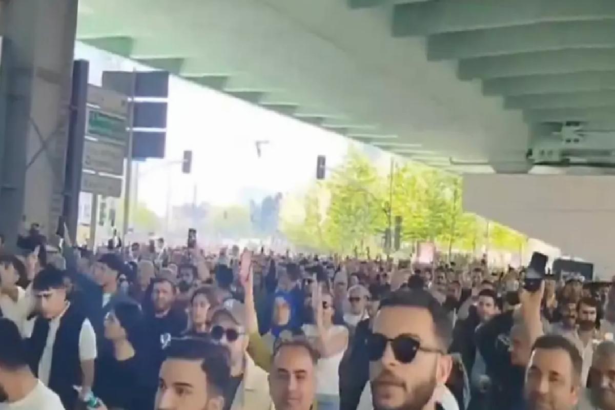 Binlerce kişi Sırrı Süreyya Önder için Levent’e yürüdü