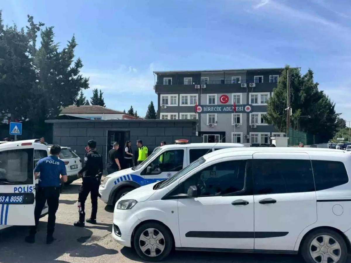 Birecik’te Aileler Arasında Kavga: 5 Yaralı