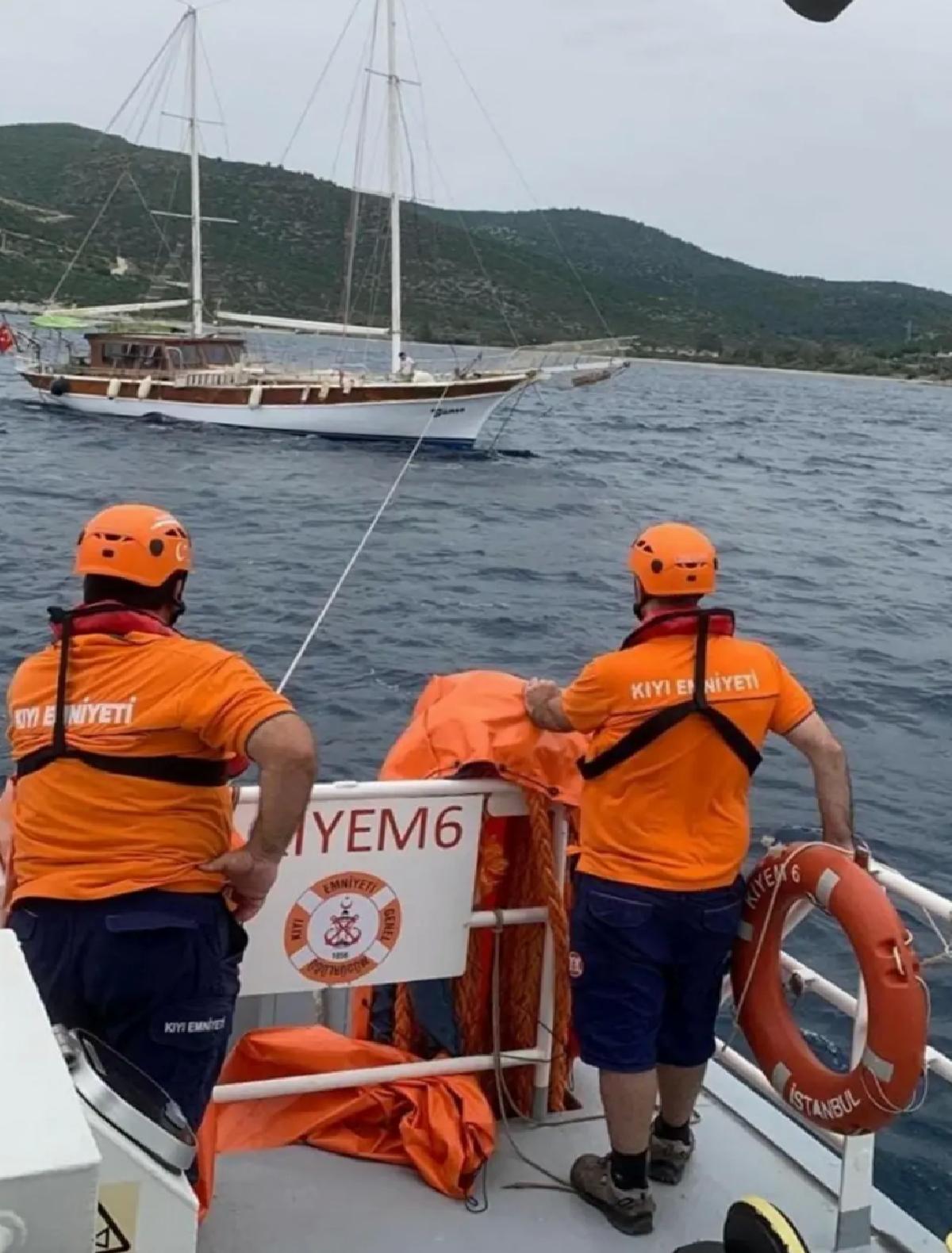 Bodrum’da Suyun İçinde Tekne Kurtarıldı