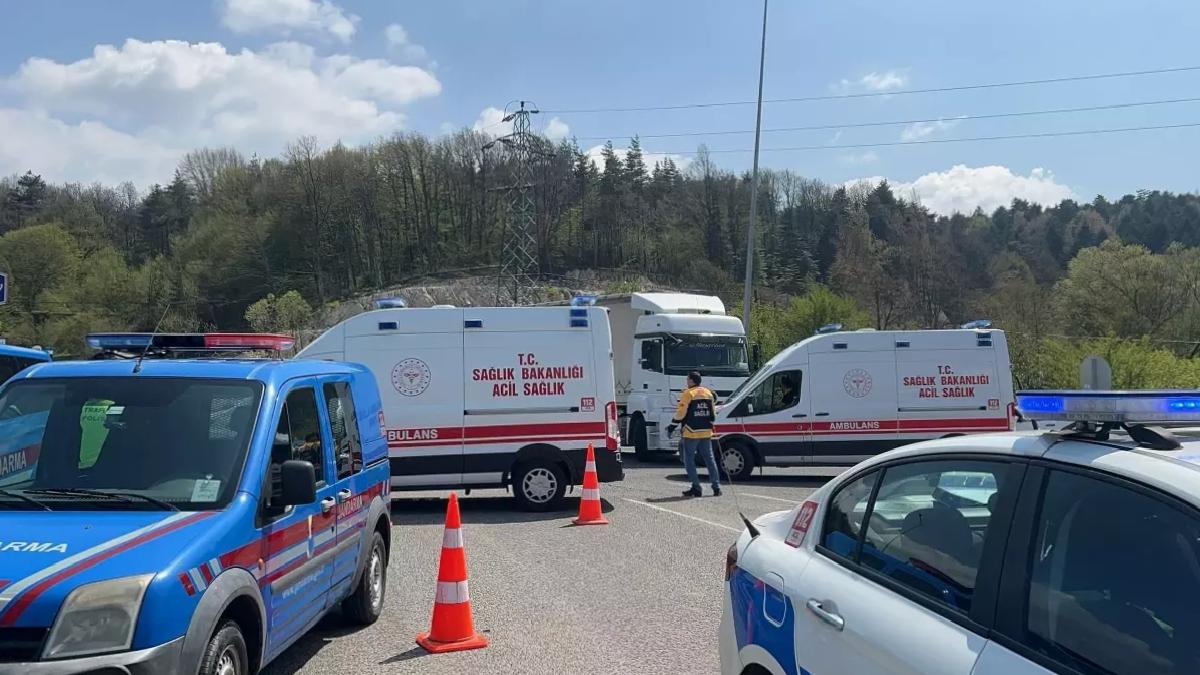 Bolu’da Trafik Kazası: 10 Yaralı