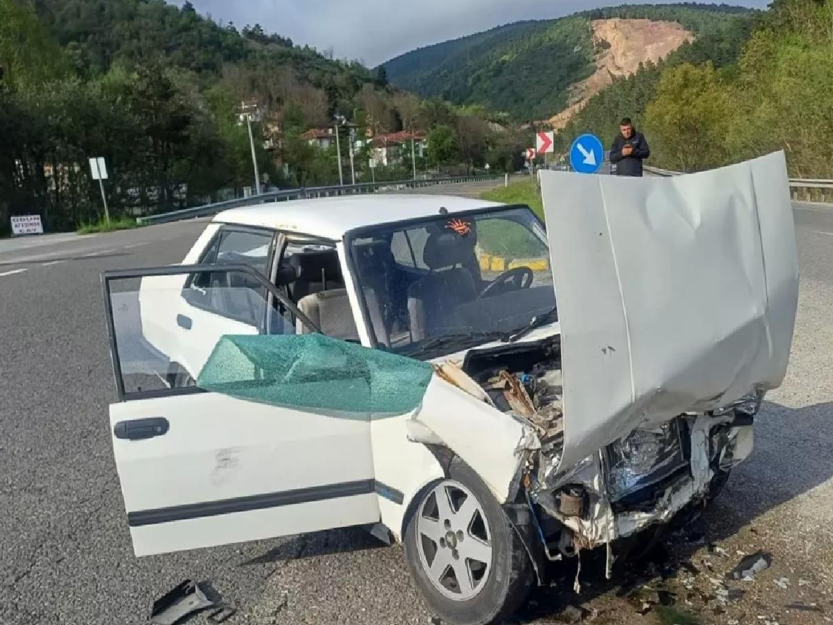 Bolu’da Trafik Kazası: 4 Yaralı