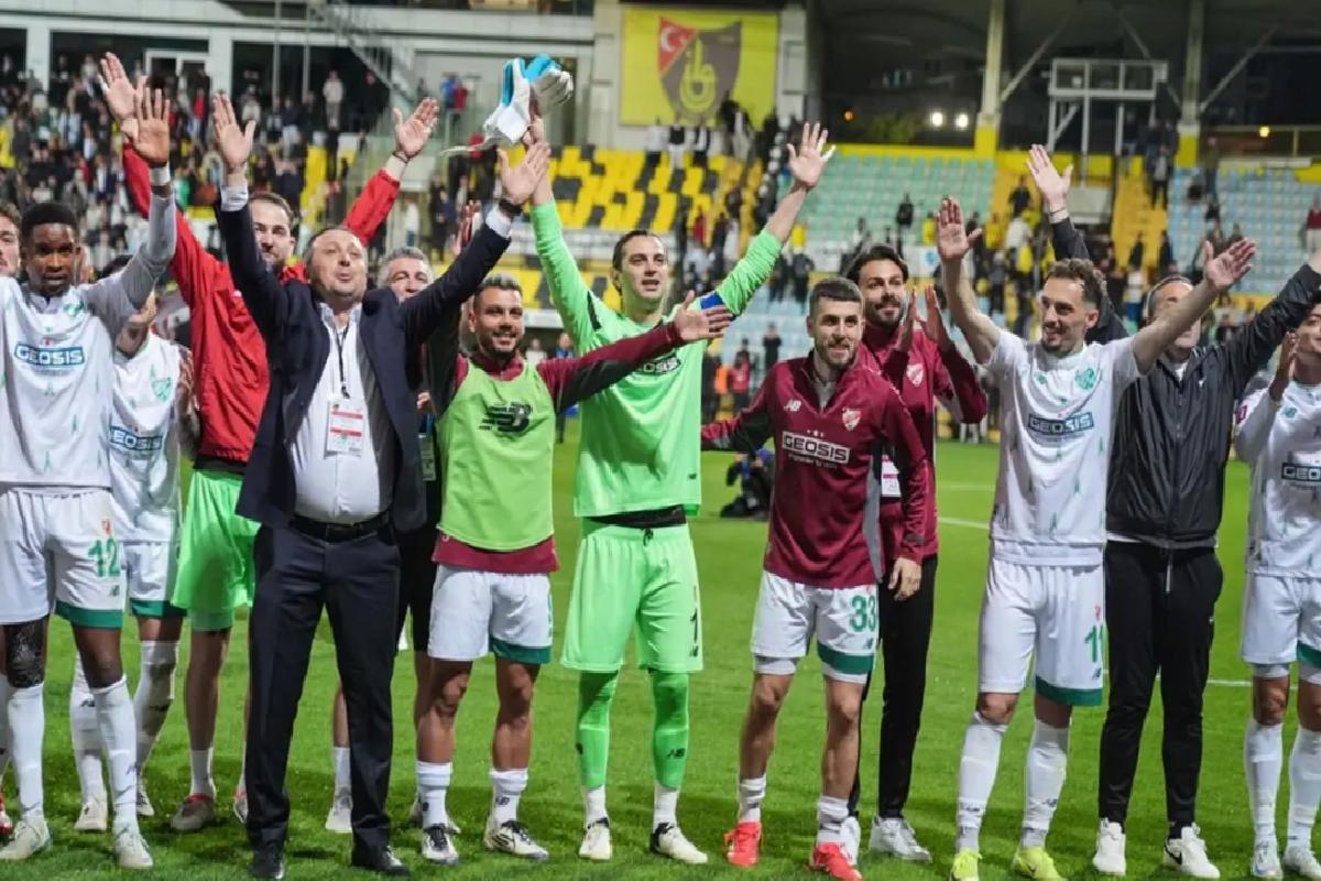 Boluspor 33 yıl sonra Süper Lig’e çıkmanın 2 maç uzağında
